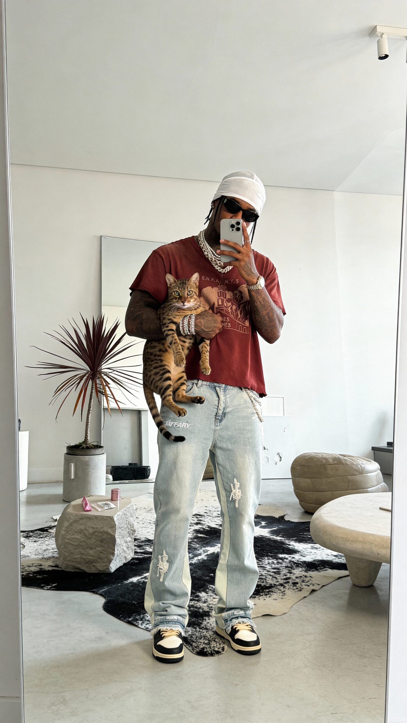 Seasonal Lookbooks: Capturing Streetwear's Evolution in March 2026